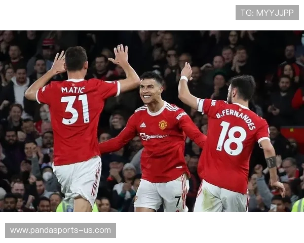 英超激战连连:曼城领跑榜首,利物浦切尔西争四难分高下 英超激战连连:曼城领跑榜首,利物浦切尔西争四难分高下